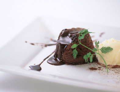 Fondant au Chocolat (Petit Gâteau) with Vanilla Ice Cream